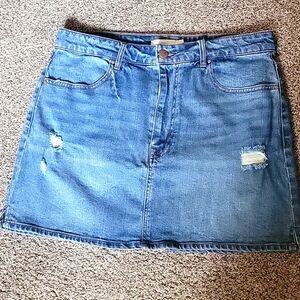 Classic Blue Denim Mini Skirt - Casual Distressed Style